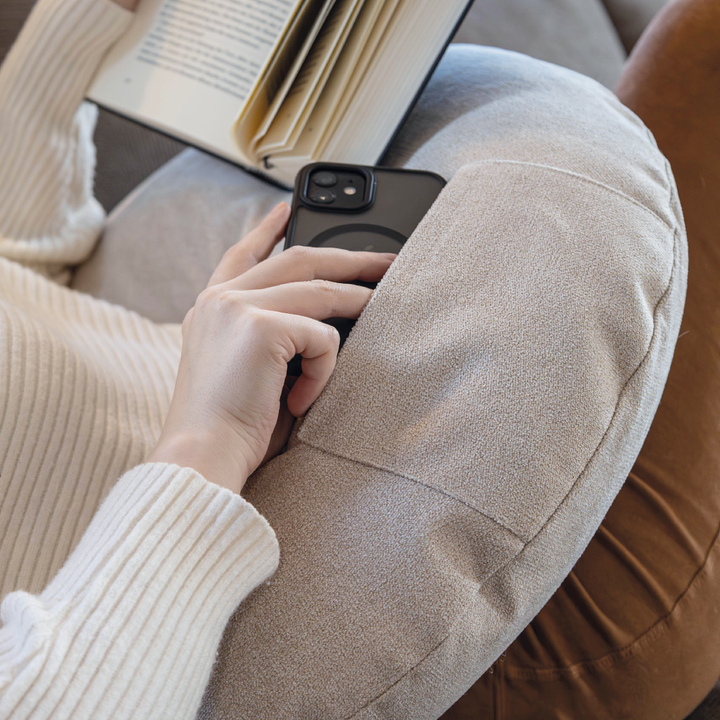 Bookiepad Lesekissen Classic mit Tasche - Creme, Bücherkissen, Cozy Reading