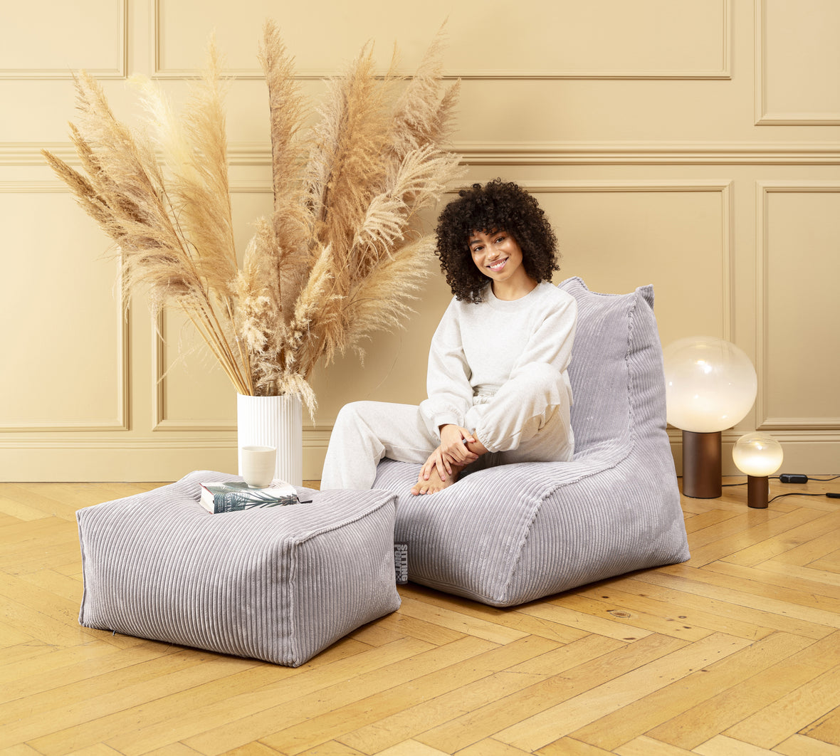 Roll Shara Grau in Cord-Optik - Bookiepad, Sitzhocker, Cozy, Indoor, Beanbag,Roll Shara